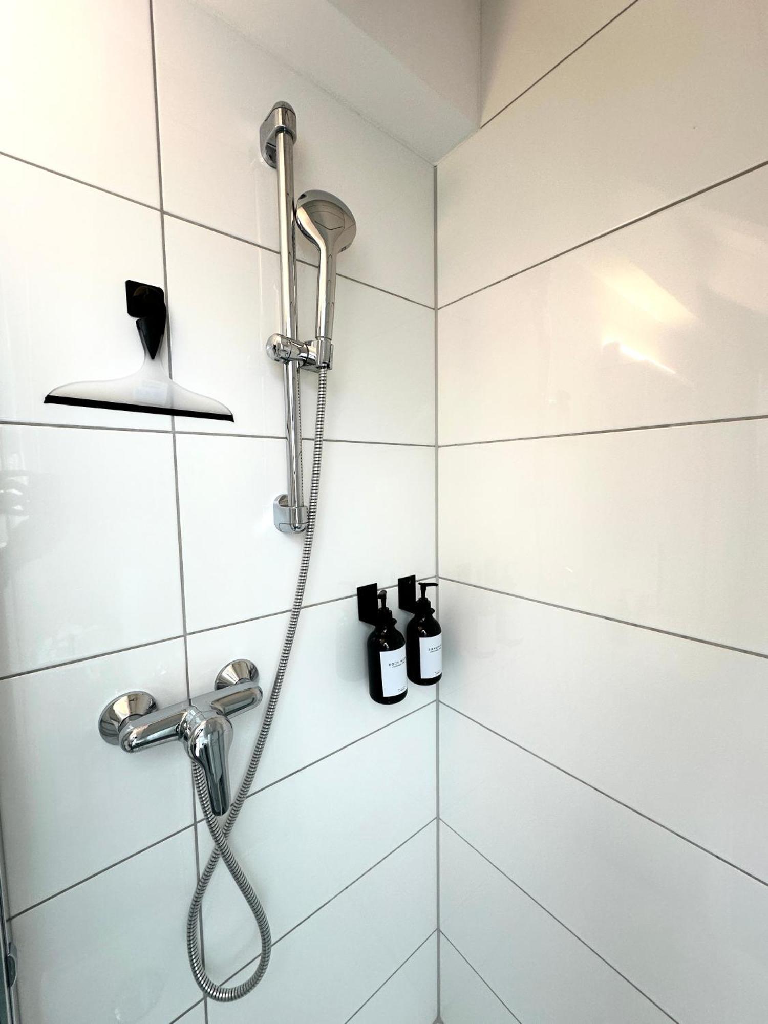 Zentrale Wohnung Mit Dachterasse 브레겐츠 외부 사진